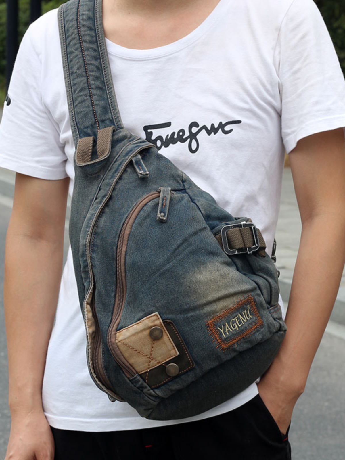 Vintage Fashion Model - Borsa a Tracolla in Denim Retrò
