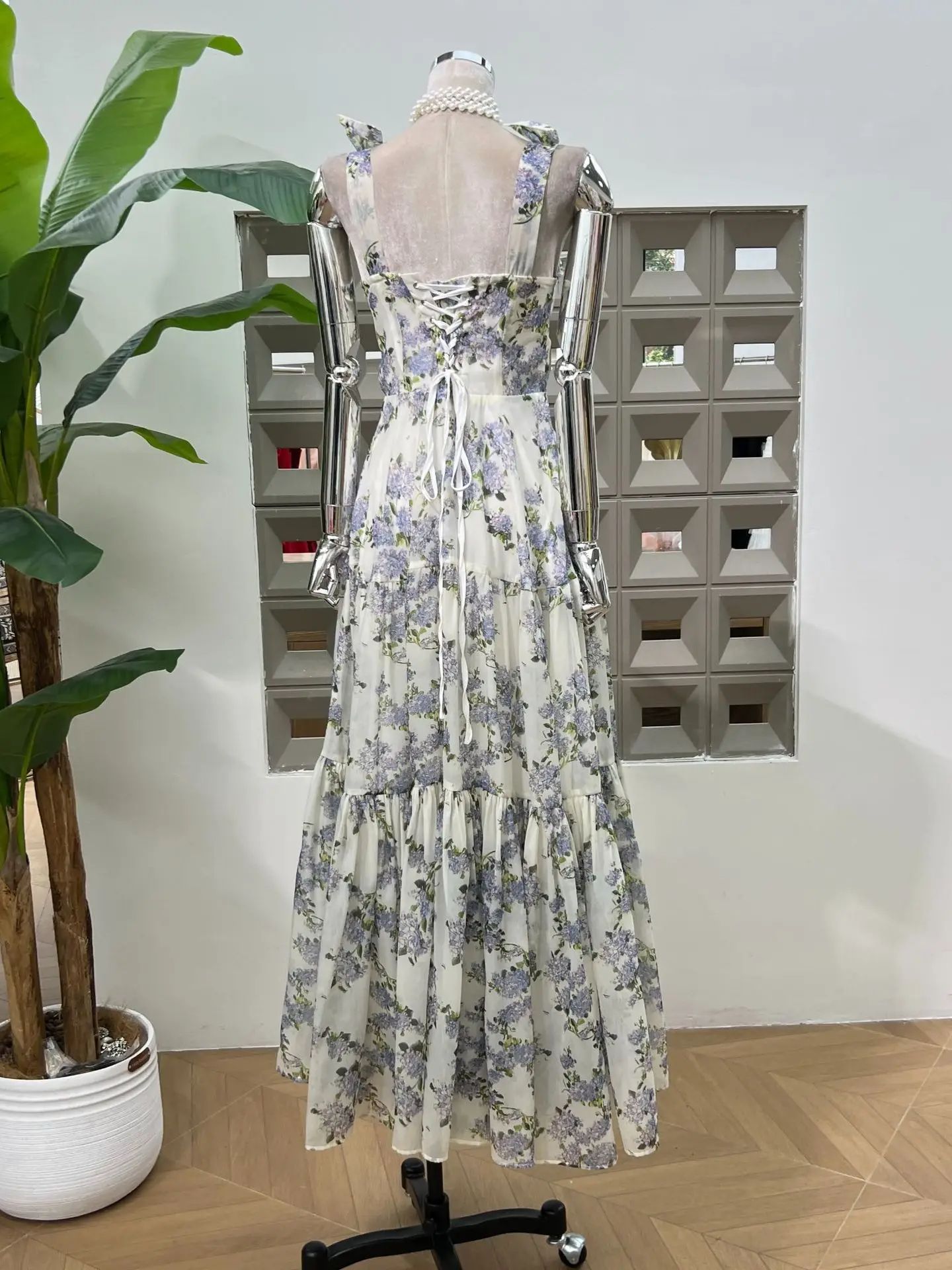 Abiti da donna eleganti con st - Vintage Fashion Collection recensione e prezzo