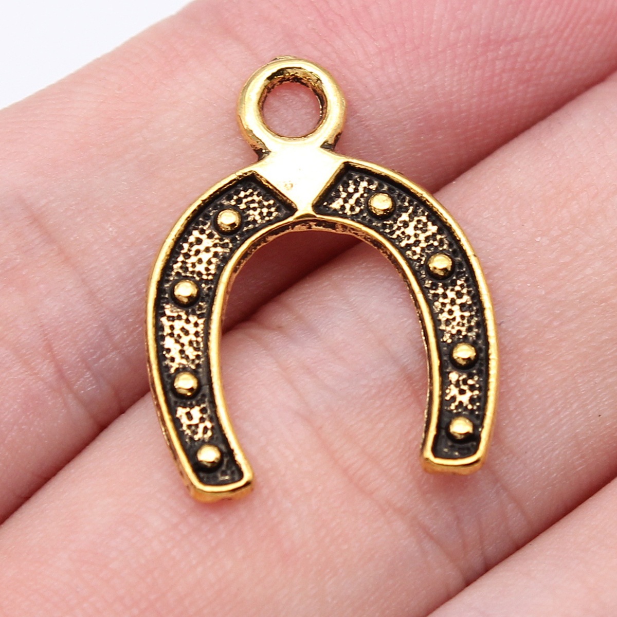 40 Pezzi 23x18mm (0.91x0.71 po - Vintage Fashion Wholesale recensione e prezzo