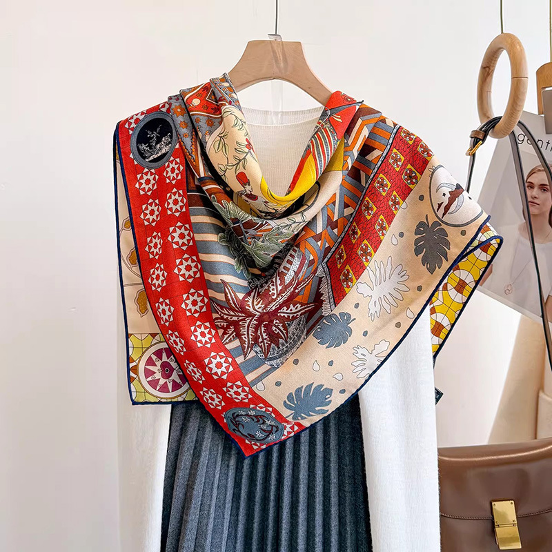 Sciarpa 30% seta di gelso 70%  - Vintage Fashion Collage recensione e prezzo