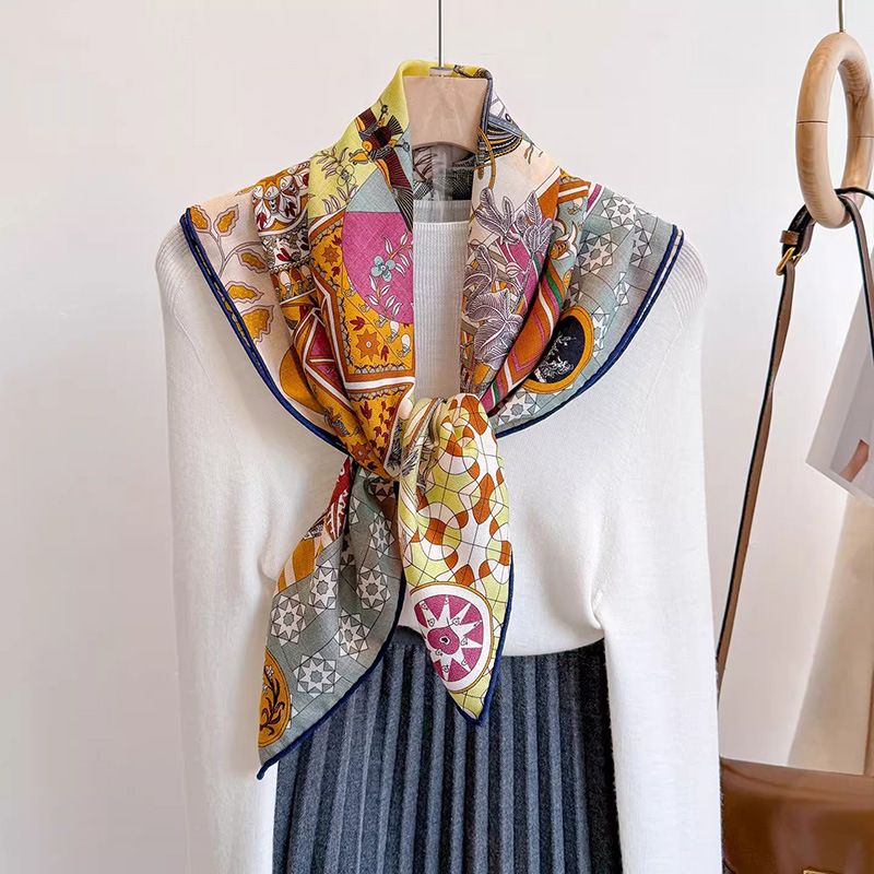 Sciarpa 30% seta di gelso 70%  - Vintage Fashion Collage recensione e prezzo
