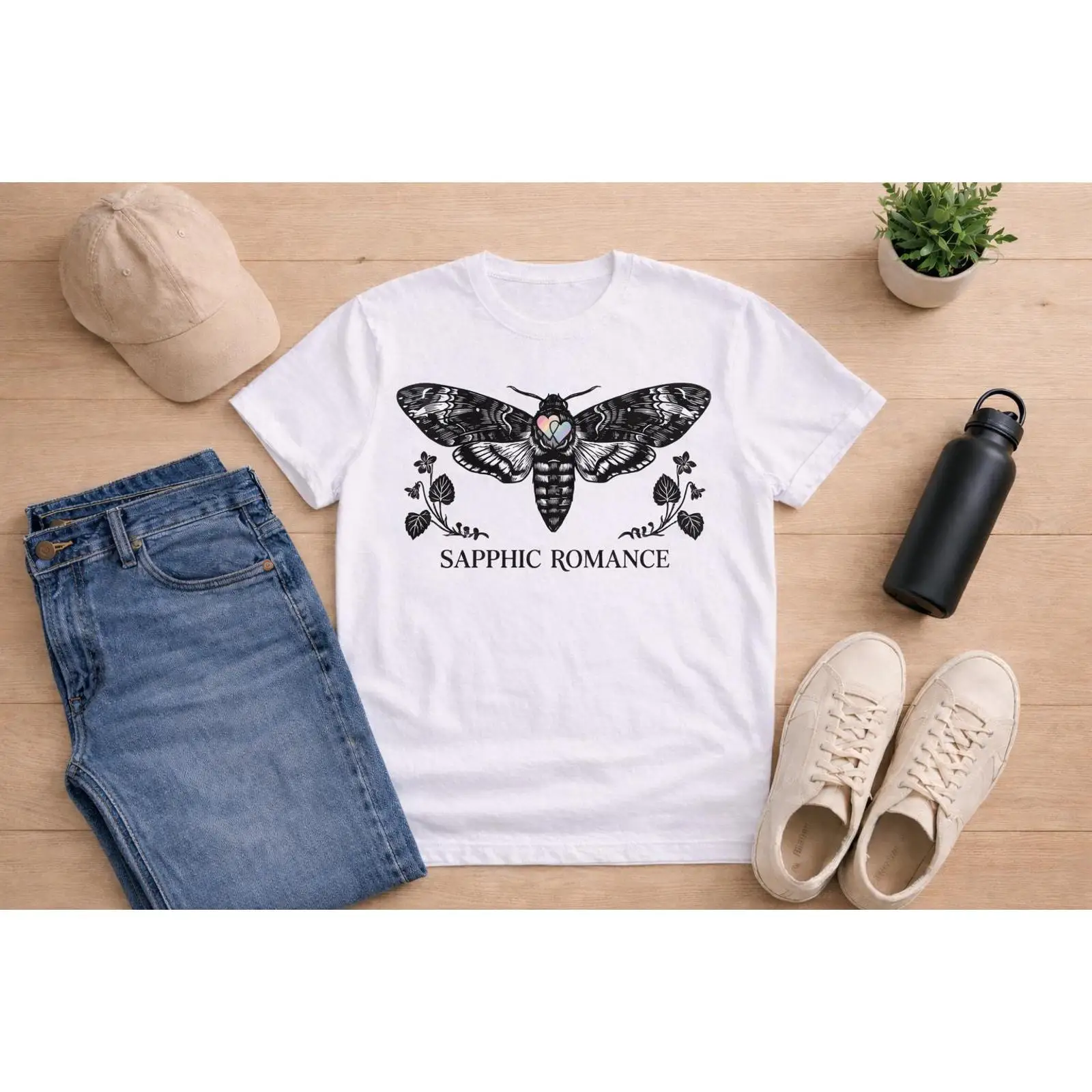 T-shirt Gothic Sapphic Romance - Vintage Queer Fashion recensione e prezzo