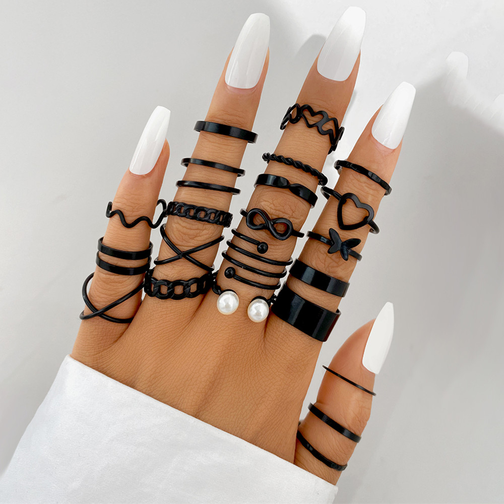 22pcs Vintage Hollow Heart But - Vintage Urban Fashion recensione e prezzo
