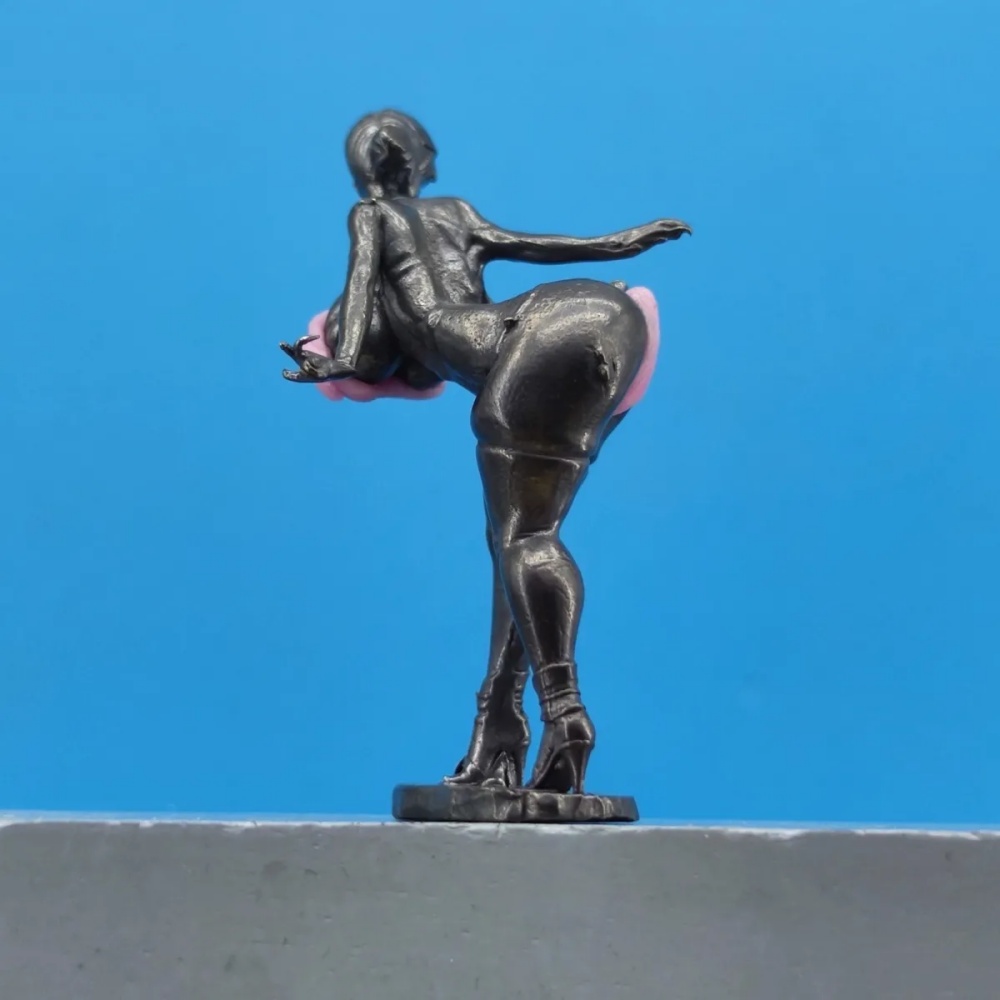 Statuetta Femminile Vintage in - Vintage Fashion Collection recensione e prezzo