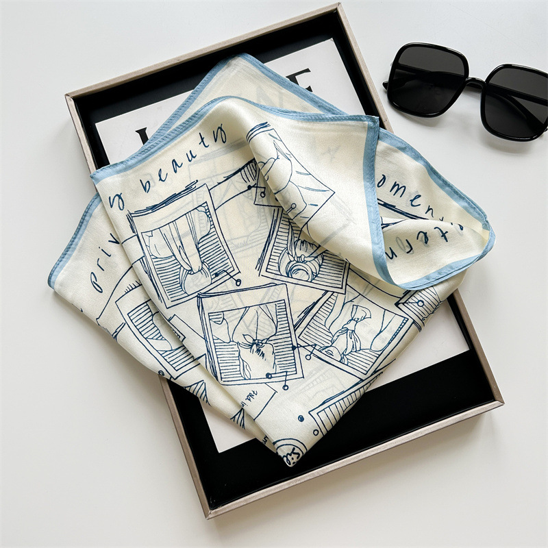 Foulard quadrato piccolo in ra - Vintage Fashion Sketches recensione e prezzo