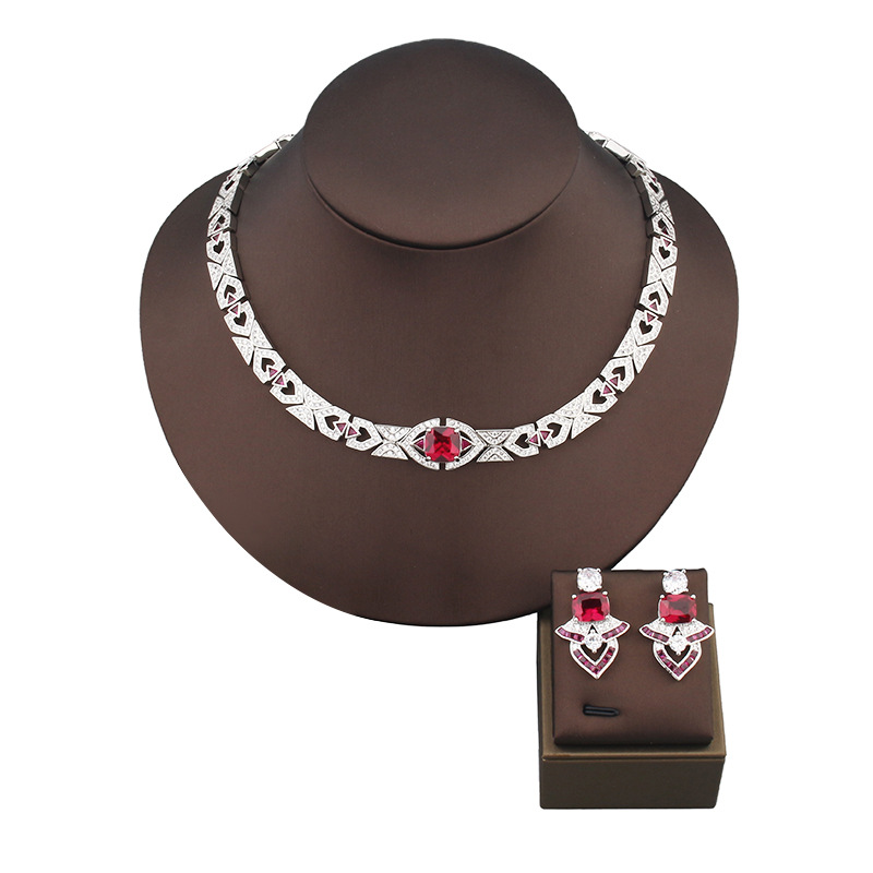 Designer Collection Style Stud - Vintage Fashion Collection recensione e prezzo